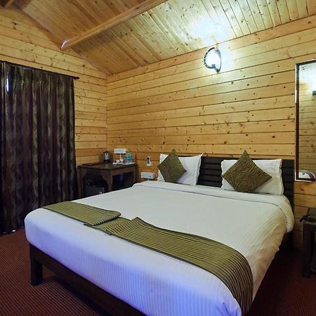 Tiara Fiesta Beach Cottages Morjim Luaran gambar