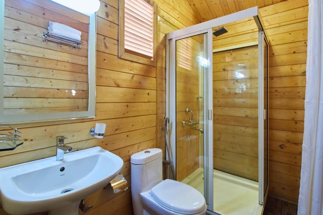 Tiara Fiesta Beach Cottages Morjim Luaran gambar